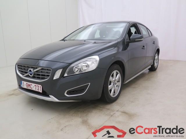 Volvo S60 Kinetic 1.6 DRIVe 115pk NAVI #1