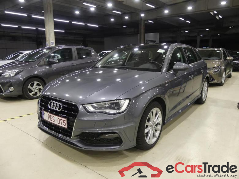 Audi A3 SB 2.0 TDi S-Line Pano Xenon Navi Sport-Leather-Alcantara Klima PDC ...