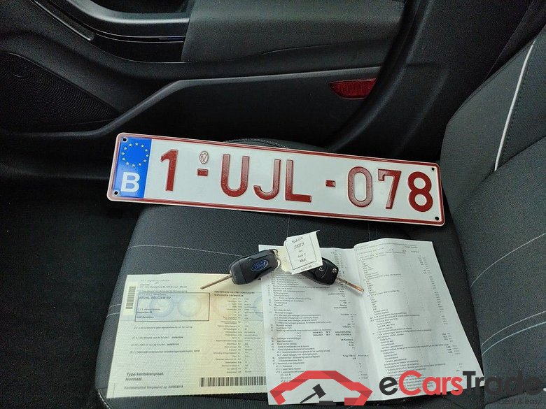 Ford Fiesta 1.0i EcoBoost 74kW Business Class 5d #4