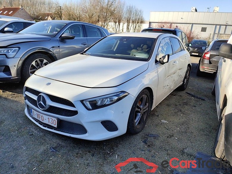Mercedes-Benz A-Klasse A 180 d DCT Launch Edition 7-Gtronic Aut. ***Damaged car***Engine starts***PVBIS9.4