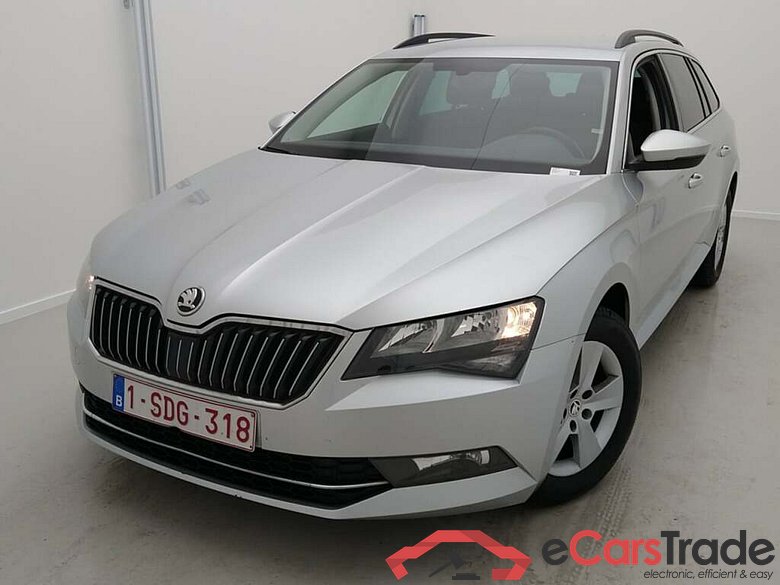 Skoda Superb 1.6 TDi Ambition Navi Sport-Seats Klima PDC ...