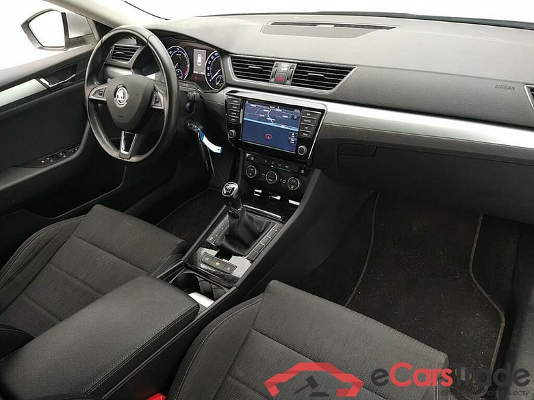 Skoda Superb 1.6 TDi Ambition Navi Sport-Seats Klima PDC ... #3