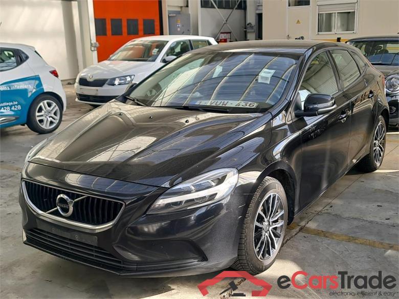 VOLVO V40 2.0 D2 Black Edition AdBlue (EU6d-TEMP) #1
