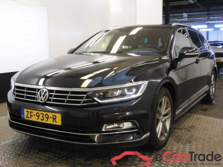 VOLKSWAGEN Passat Variant 1.5 T #1