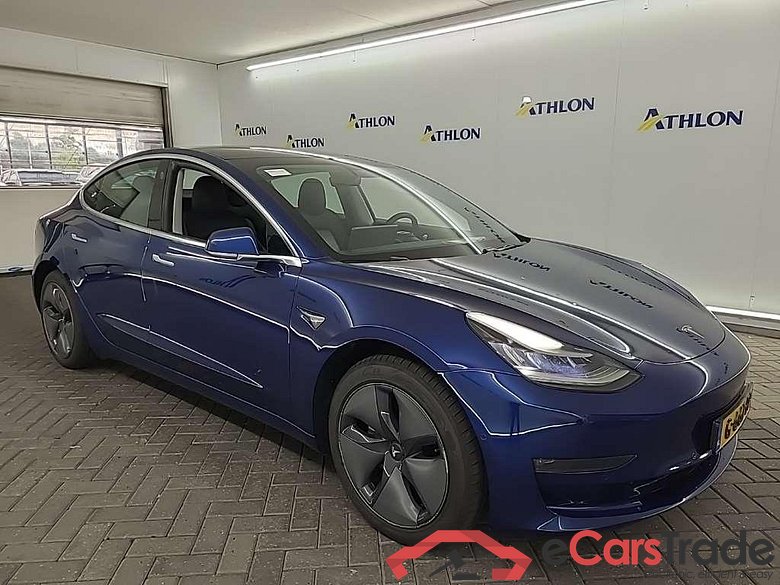 Tesla Model 3 Long Range Dual Motor AWD 4D 335kW #2