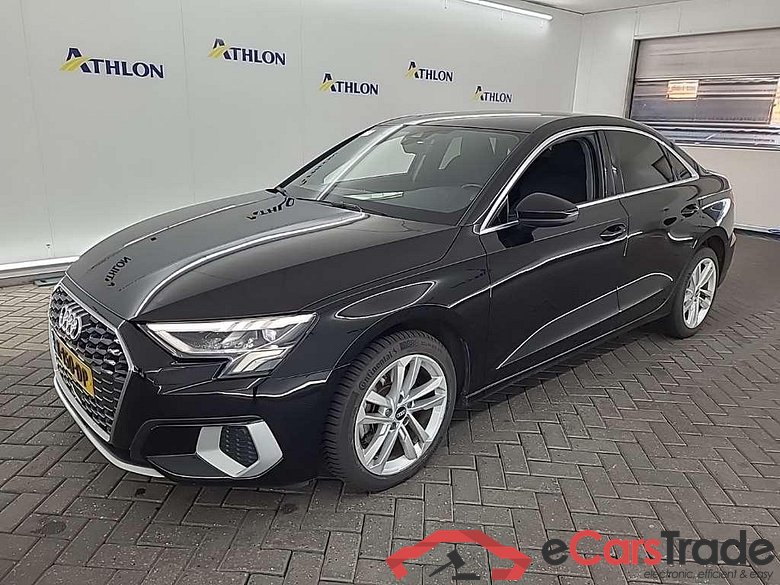 AUDI A3 Limousine 30 TFSI S tronic Business edition 4D 81kW #1