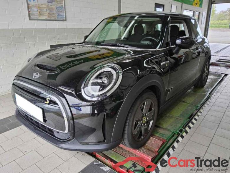 Mini Mini 3-trg. (F56)(2013->) DE - LimS3 SE, Cooper SE Essential Trim, (Facelift 2) 2021 - 2023 #1