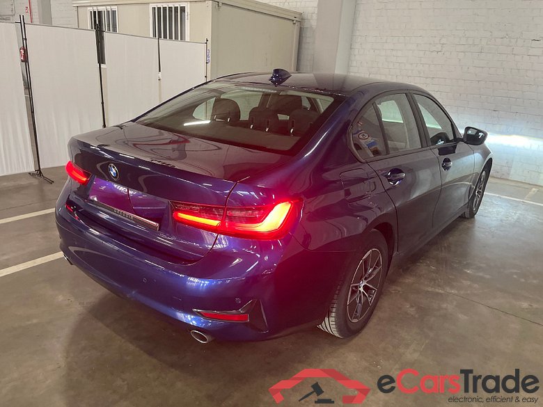 BMW 318d LED-Xenon Navi-Pro KeylessGo Klima PDC ... #3