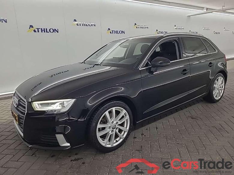 AUDI A3 Sportback 30 TFSI Advance 5D 85kW #1
