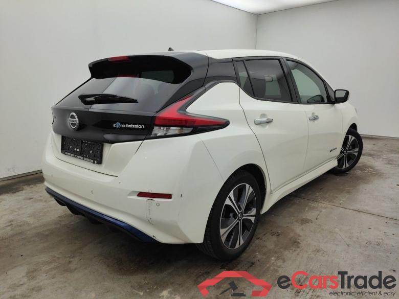 Nissan Leaf N-Connecta 40kWh 5d #2