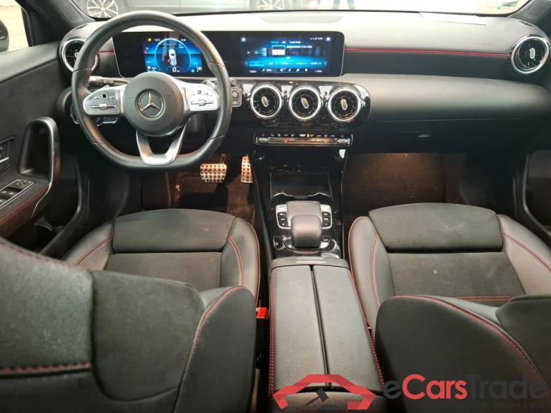 Mercedes A 180 AMG Line MERCEDES-BENZ Classe A Compact 5p Berline A 180 AMG Line #5