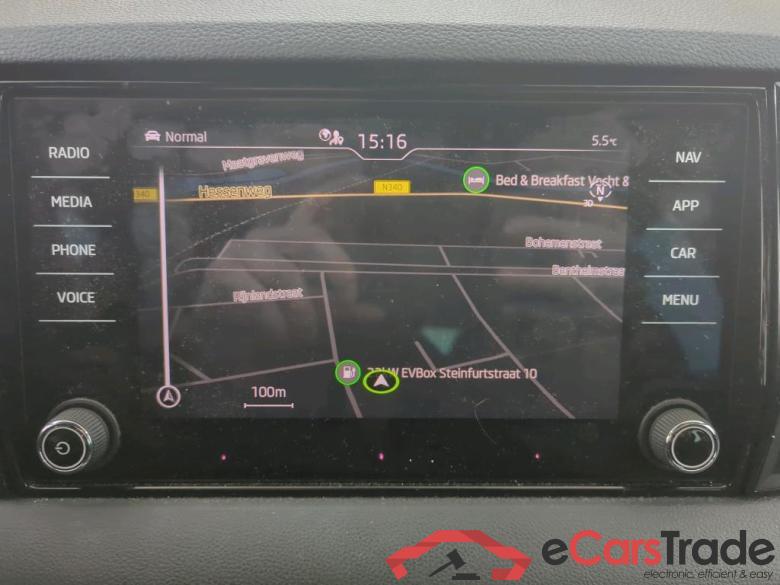 SKODA Karoq 110 kW #2