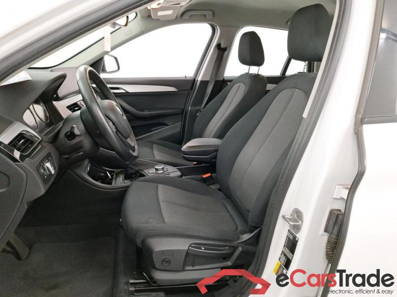 BMW X1 1.5 XDRIVE25E (162KW) Navigation system with Head-up display Mirror #6