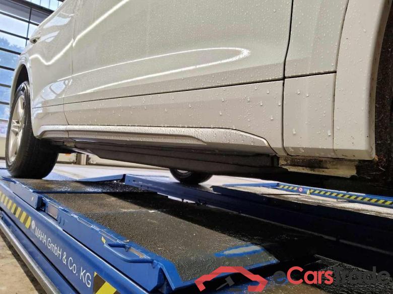 Audi 40 TDI quattro S line Q5 40 TDI quattro S tronic S line business #6