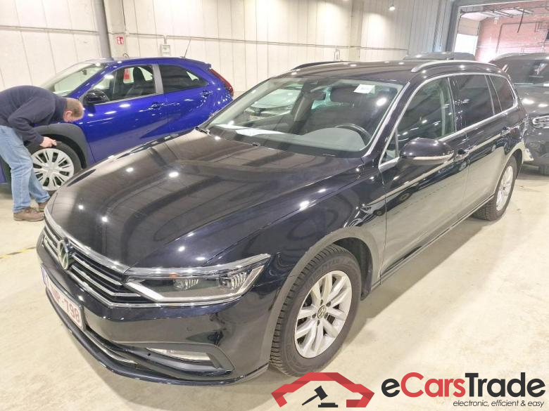 VOLKSWAGEN Passat 1.6 TDI SCR MSQ VARIANT STYLE BUSINESS