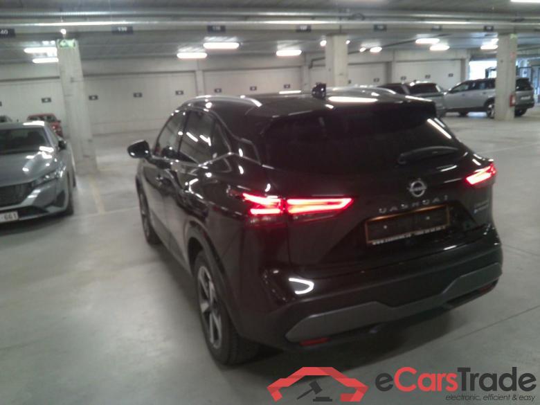 QASHQAI MY22 Mild-Hybrid EPWR 2WD N-connecta  Design Pack         #4