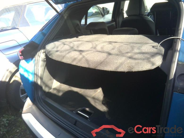 PEUGEOT 2008  PureTech 130 S&S EAT8 Allure #4