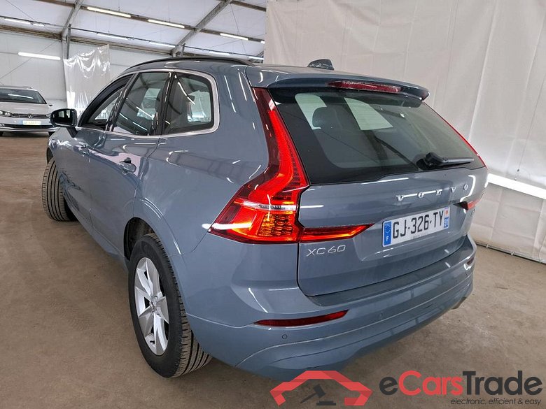 Volvo  VOLVO XC60 5p SUV B4 AWD 197 Geartro 8 Momentum #2