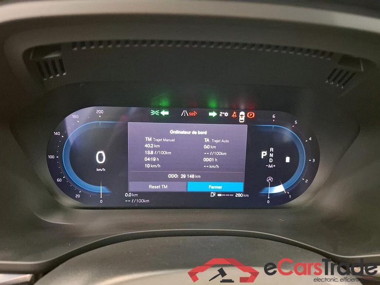 Volvo  VOLVO XC60 5p SUV B4 AWD 197 Geartro 8 Momentum #6