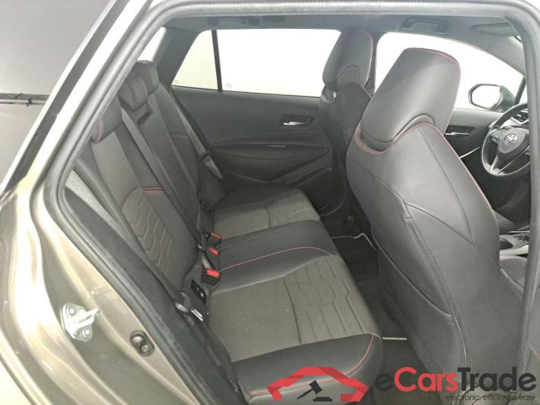 TOYOTA COROLLA TOURING SPORTS - 2019 1.8 Hybrid Premium Plus e-CVT #6