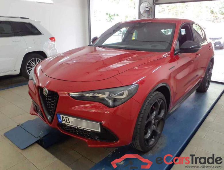 Alfa_romeo Competizione Q4 Stelvio #1