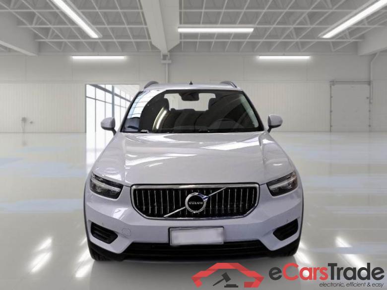 Volvo 235 VOLVO XC40 / 2017 / 5P / SUV T4 PLUG-IN HYBRID AUTO RECH INSCRIP EXPR #6