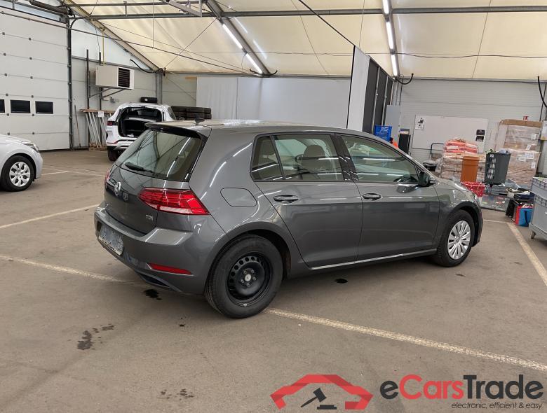 VOLKSWAGEN Golf VII Golf TL 1.6 TDI 66 kW (90 ch) 5 vitesses manuel #2