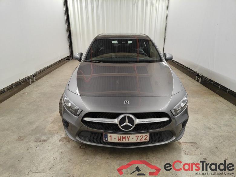 Mercedes-Benz A-Klasse A 180 d Business Solution 5d #2