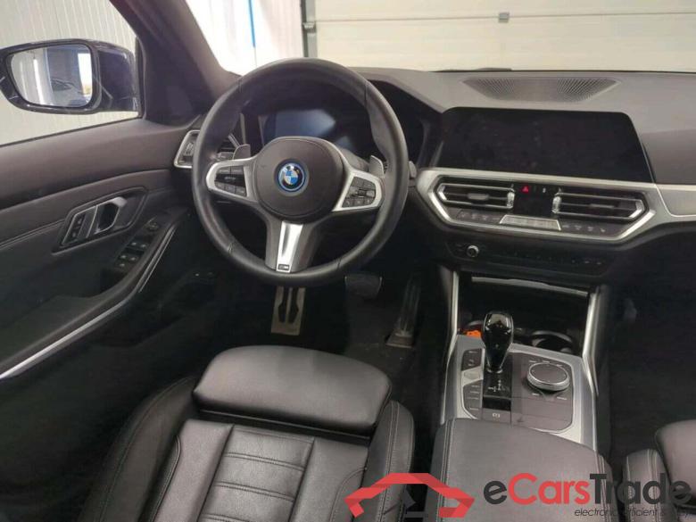 BMW 3-serie Touring 320e Bns Ed.P #3