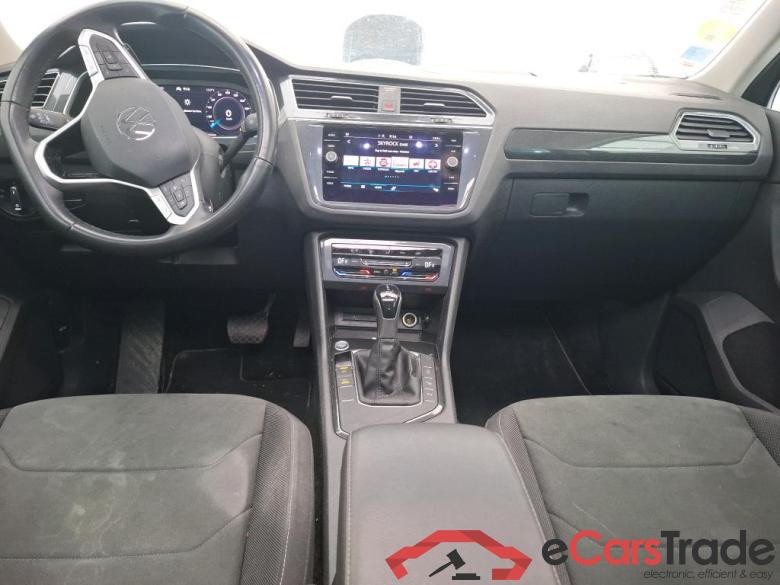 Volkswagen 2.0 TDI 150 DSG7 Elegance VOLKSWAGEN Tiguan / 2020 / 5P / SUV 2.0 TDI 150 DSG7 Elegance #5