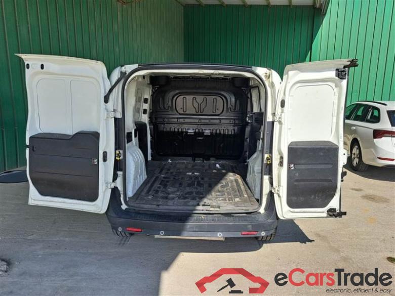 Fiat NATP3PSTK1 FIAT DOBLÒ CARGO 2015 4 PORTE CARGO 1.4 T-JET NAT.POWER SX 3POSTI EU6 #5