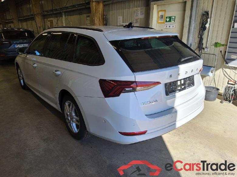 Skoda Octavia Wagon ´20 Octavia Combi Ambition 2.0 TDI 110KW AT7 E6d #4