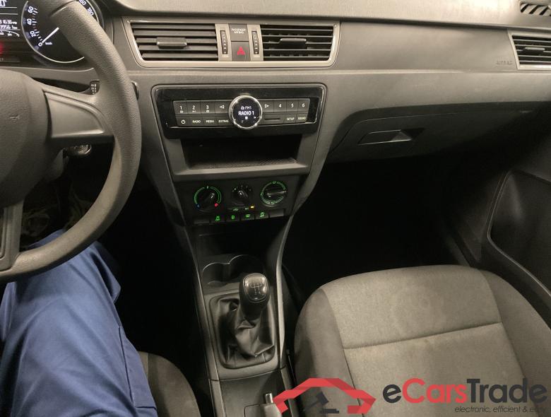 Skoda Rapid SB 1.2 TSI Klima PDC ... #6