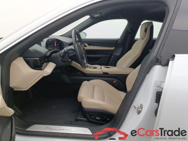 Porsche Taycan 4S 4d #3