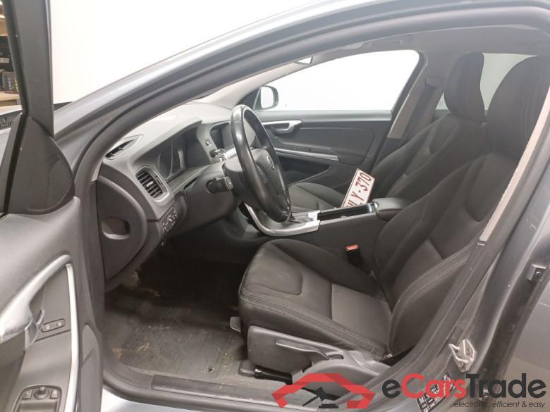 Volvo V60 D2 Geartronic eco Kinetic 5d #6