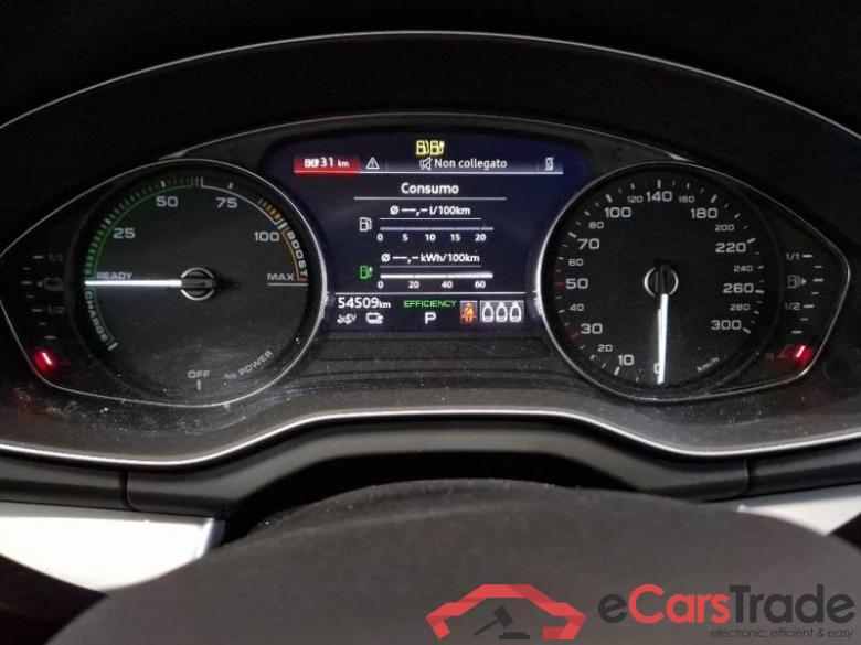 Audi 20 AUDI Q5 / 2020 / 5P / SUV 50 TFSI E QUATTRO S TRONIC #4