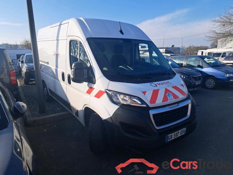 Peugeot BlueHDi S&S 120 PREMIUM 333 L2H2 Boxer Fourgon Surélevé 333 L2H2 Premium BlueHDi 120 Start&Stop HDi 120CV BVM6 E6d #4