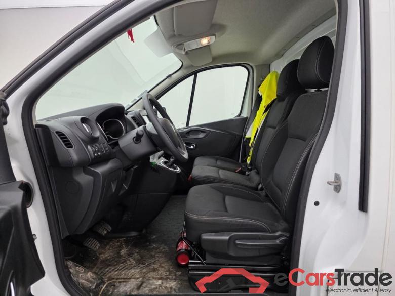 Renault Trafic L2H1 dCi 120 Grand Confort 2.9T 4d #6