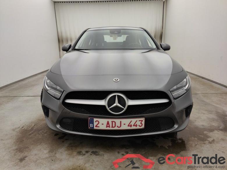 Mercedes-Benz A-Klasse Limousine A 180d DCT Business Solution 4d #1