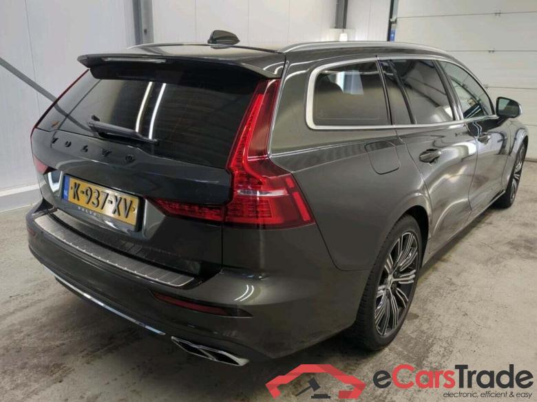 VOLVO V60 2.0 T6 AWD R Bns Pro #2