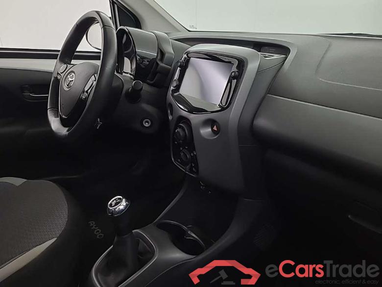 TOYOTA Aygo 1.0 VVT-i x-play 5D 53kW #6