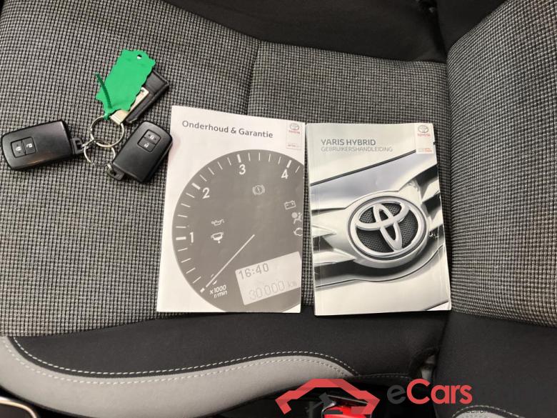 Toyota Yaris 5d 14-20 Toyota Yaris 1.5 Hybrid Y20 Automaat 5d #4