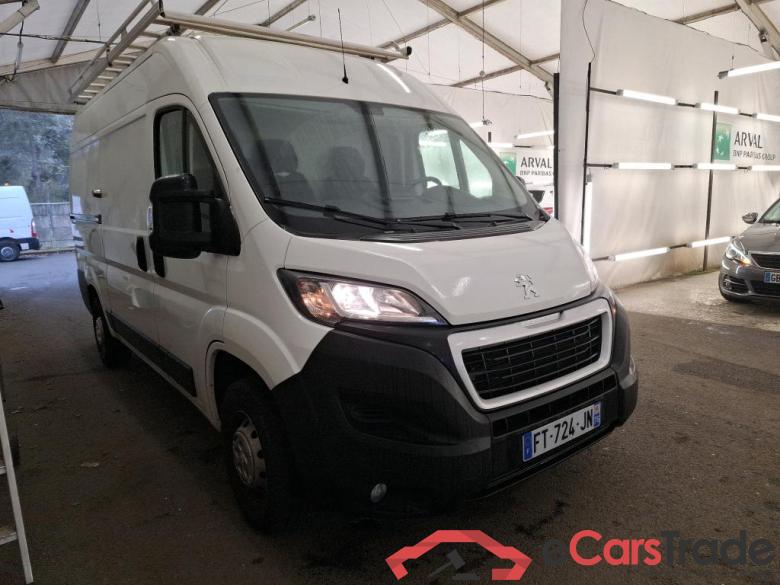 Peugeot BlueHDi S&S 140 S&S PREMIUM 333 L2H2 PEUGEOT Boxer / 2014 / 4P / Fourgon tôlé BlueHDi S&S 140 S&S PREMIUM 333 L2H2 #4
