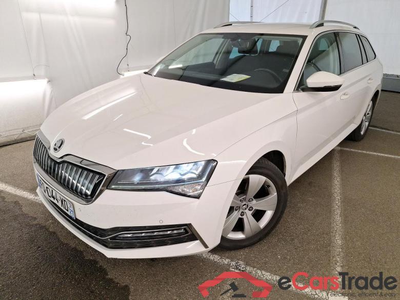 Skoda 1.4 TSI PHEV 218ch DSG6 Business Superb Break Business iV 1.4 TSI Hybrid 215CV BVA6 E6dT #1