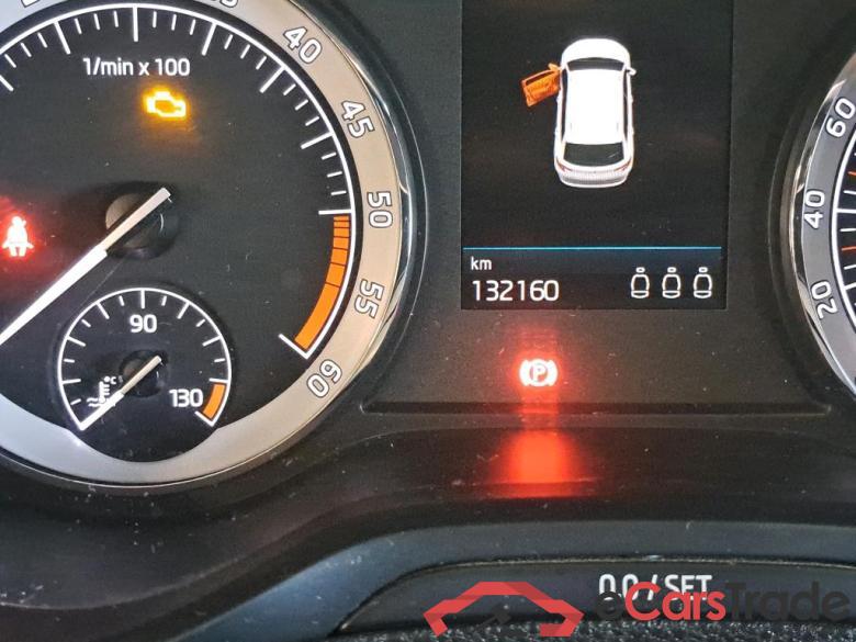 SKODA - SKO KAROQ CRTDI 115PK Ambition & GPS & ACC #5