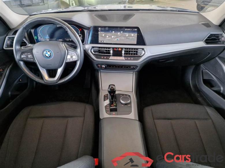 BMW 158 BMW SERIE 3 / 2018 / 4P / BERLINA 330E XDRIVE BUSINESS ADVANTAGE AUT. #3