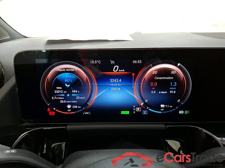 Mercedes 1.3 GLA 250 e AMG LINE DCT MERCEDES-BENZ GLA / 2020 / 5P / SUV 1.3 GLA 250 e AMG LINE DCT #6