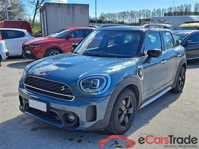 Mini 12 MINI COUNTRYMAN / 2020 / 5P / BERLINA COOPER S E ALL4 BUSINESS AUTOM.