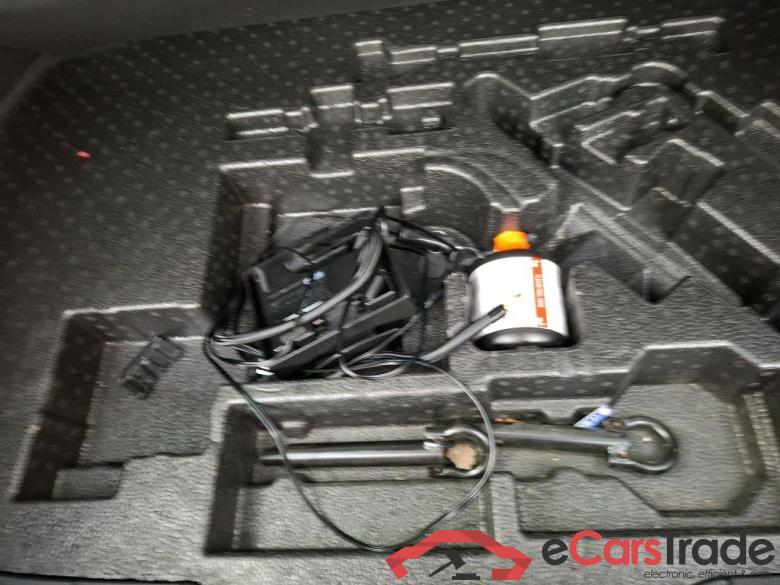 Toyota 1.8 HYBRIDE 122 DISTINCTIVE TOYOTA C-HR / 2016 / 5P / SUV 1.8 HYBRIDE 122 DISTINCTIVE #5