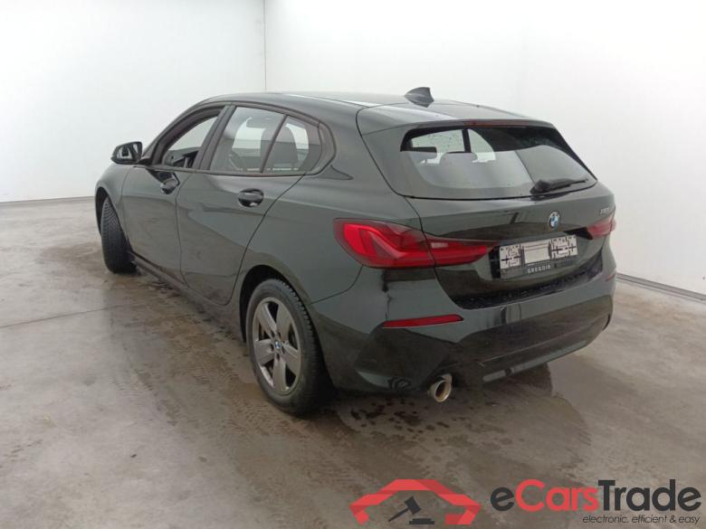 BMW 1 Reeks Hatch 118iA (100 kW) 5d #3